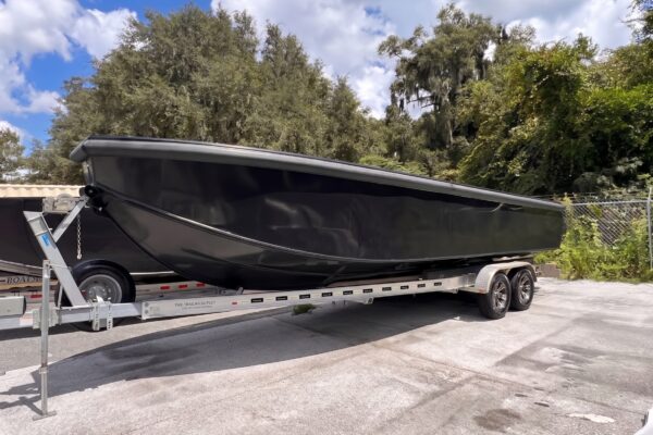 RBB 900 — 9m / 28' HDPE Hull Only